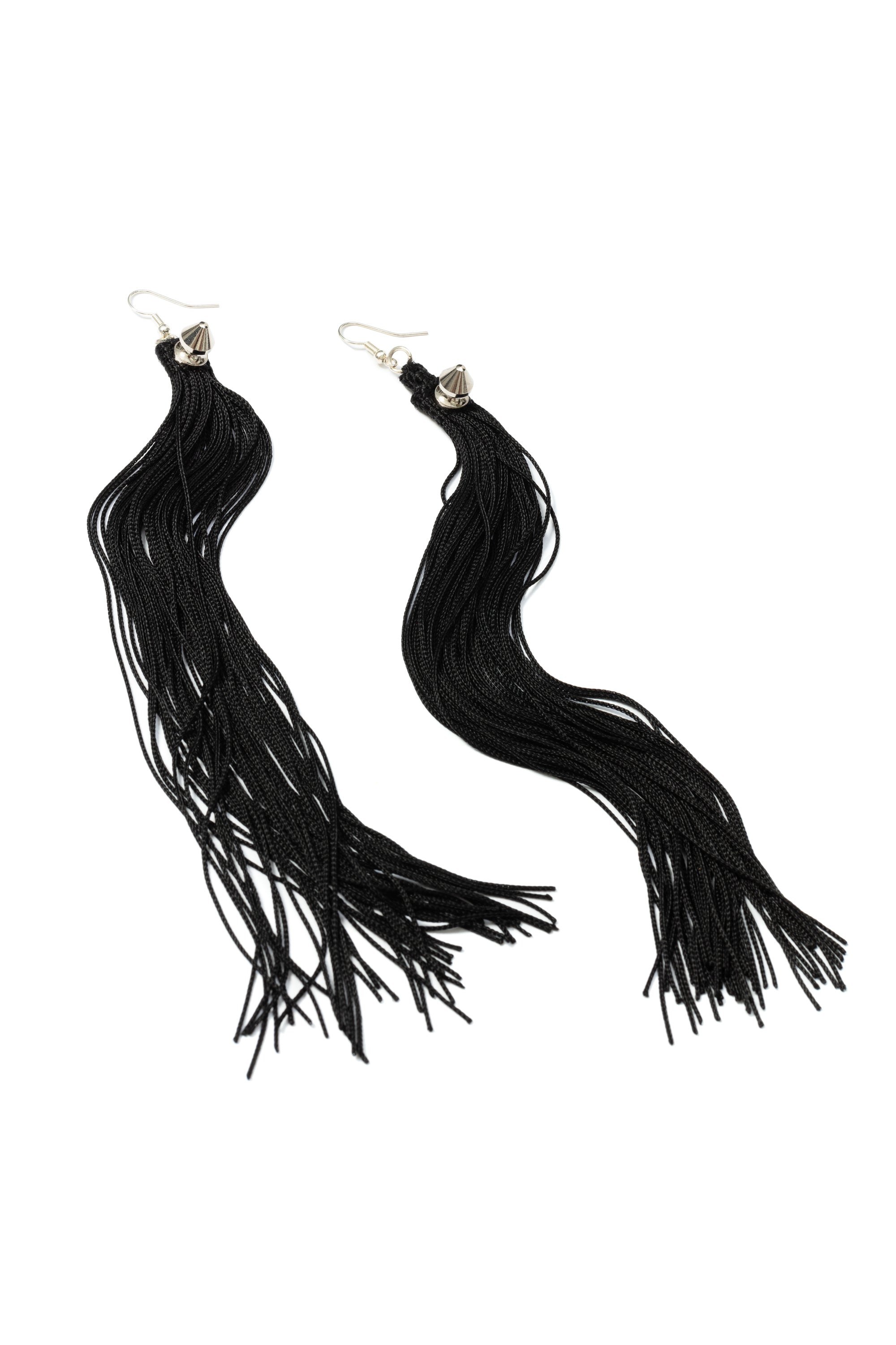 Fringe earrings [Black-Silver]